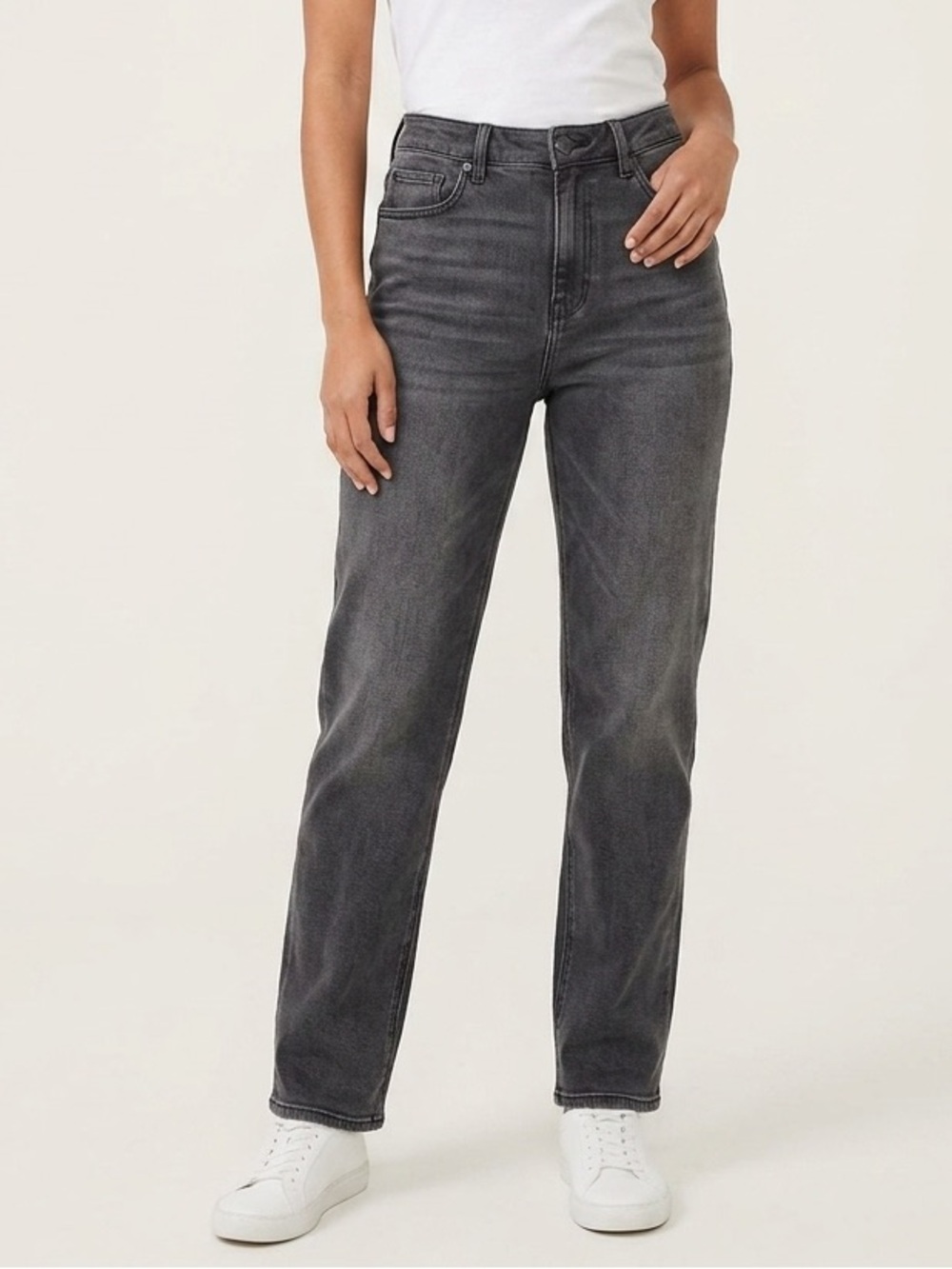 American Eagle Curvy Mom Gray Washed Straight Jeans